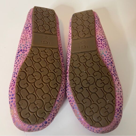 UGG Girls Dakota Spots Pink Iridescent Rainbow Dots Moccasin Slippers Size 6 - Picture 9 of 12